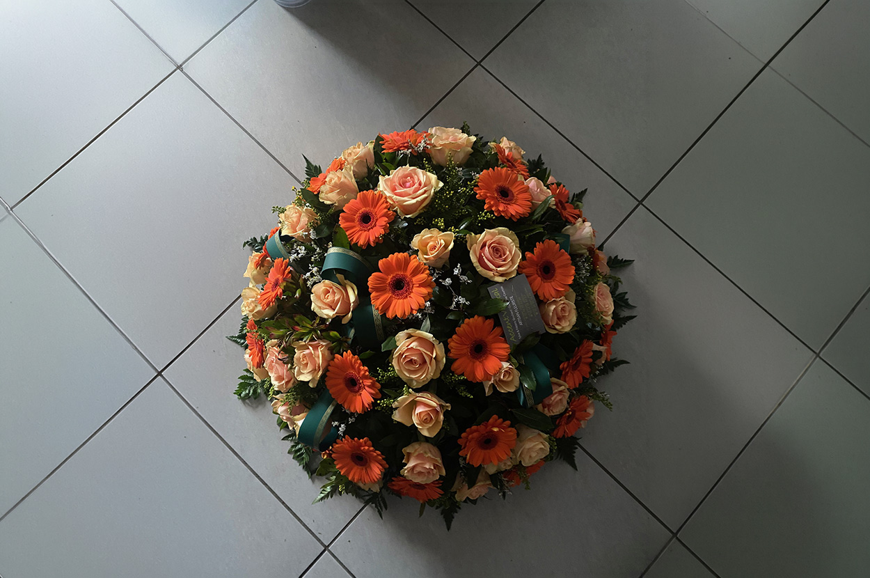 Composition florale Chalosse, Composition florale Pays Tarusate, Composition florale Tartas, Deuil Chalosse, Deuil Pays Tarusate, Deuil Tartas, Fleuriste Chalosse, Fleuriste Pays Tarusate, Fleuriste Tartas, Livraison fleur Chalosse, Livraison fleur Pays Tarusate, Livraison fleur Tartas, Mariage Chalosse, Mariage Pays Tarusate, Mariage Tartas