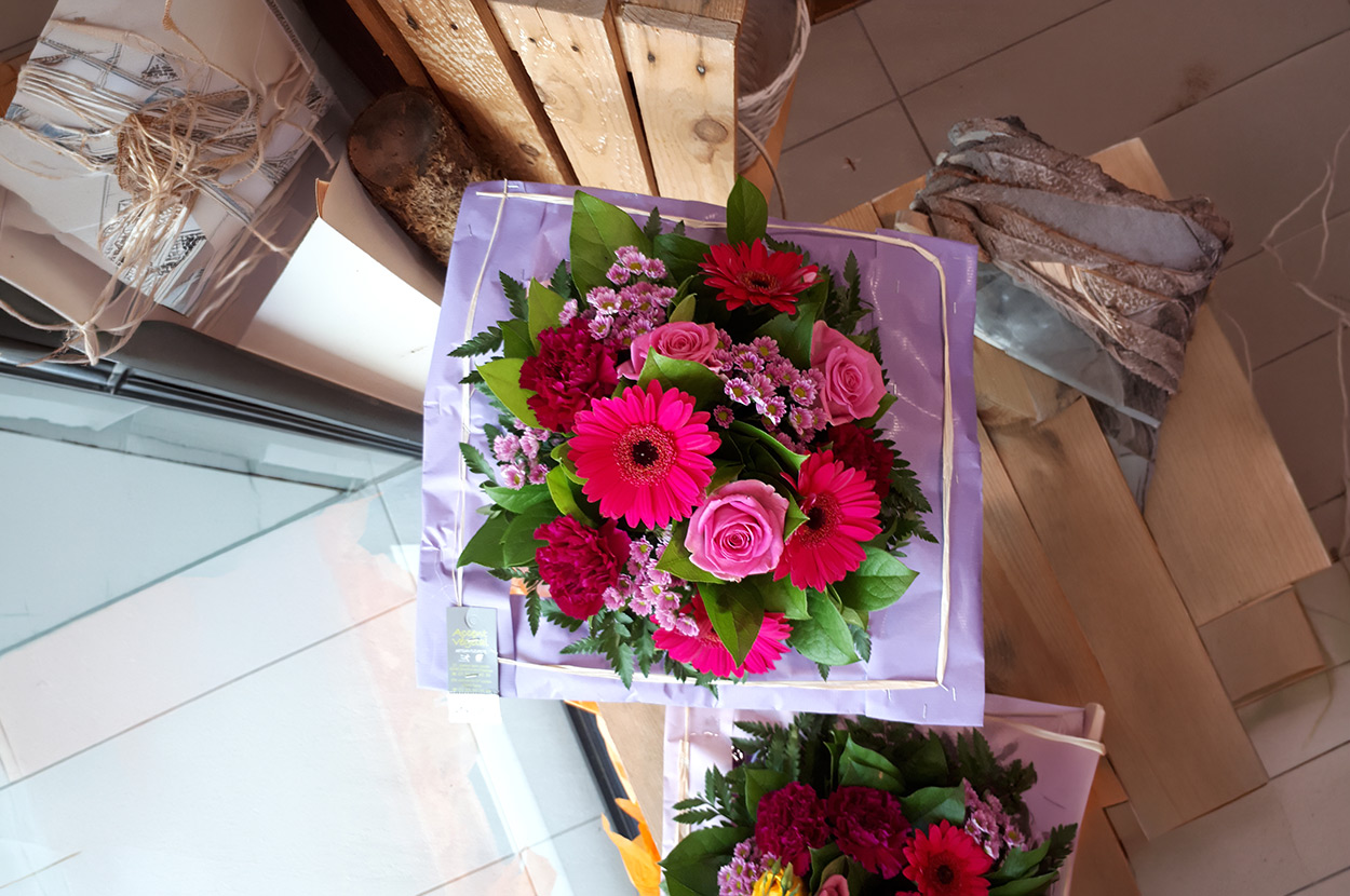 Composition florale Chalosse, Composition florale Pays Tarusate, Composition florale Tartas, Deuil Chalosse, Deuil Pays Tarusate, Deuil Tartas, Fleuriste Chalosse, Fleuriste Pays Tarusate, Fleuriste Tartas, Livraison fleur Chalosse, Livraison fleur Pays Tarusate, Livraison fleur Tartas, Mariage Chalosse, Mariage Pays Tarusate, Mariage Tartas