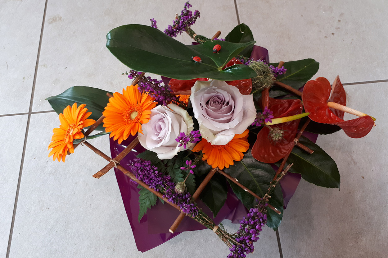 Composition florale Chalosse, Composition florale Pays Tarusate, Composition florale Tartas, Deuil Chalosse, Deuil Pays Tarusate, Deuil Tartas, Fleuriste Chalosse, Fleuriste Pays Tarusate, Fleuriste Tartas, Livraison fleur Chalosse, Livraison fleur Pays Tarusate, Livraison fleur Tartas, Mariage Chalosse, Mariage Pays Tarusate, Mariage Tartas